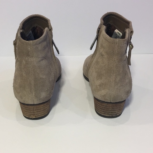 Blondo INGRID Waterproof Suede Taupe Ankle Booties - Picture 2 of 8